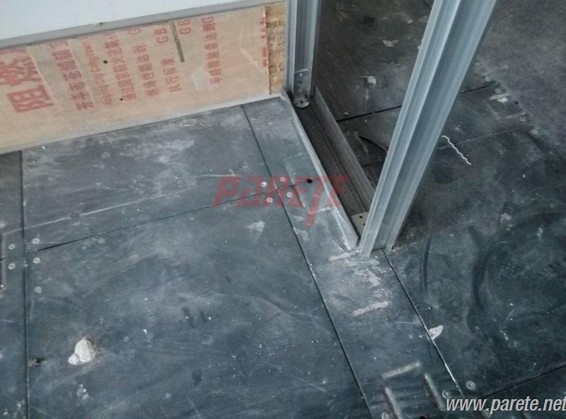 steel cementitious raised floor with trunk